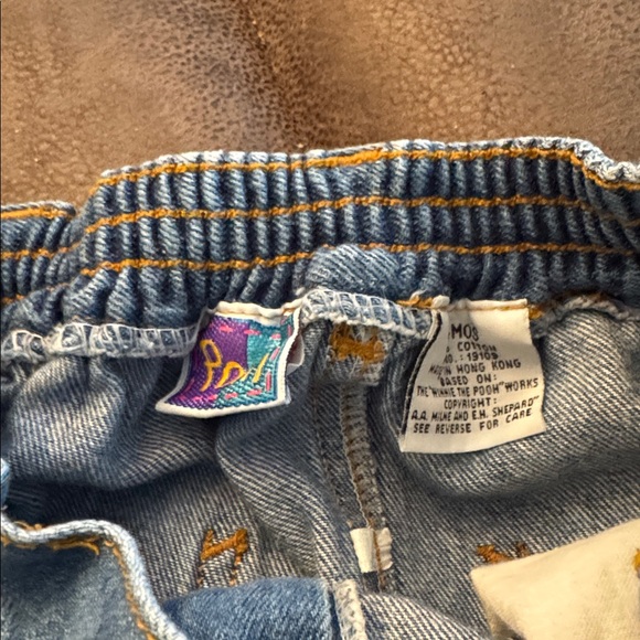 Vintage Pooh Denim Shorts Size 24 mths Embroidered Disney Winnie the Pooh - Picture 3 of 4